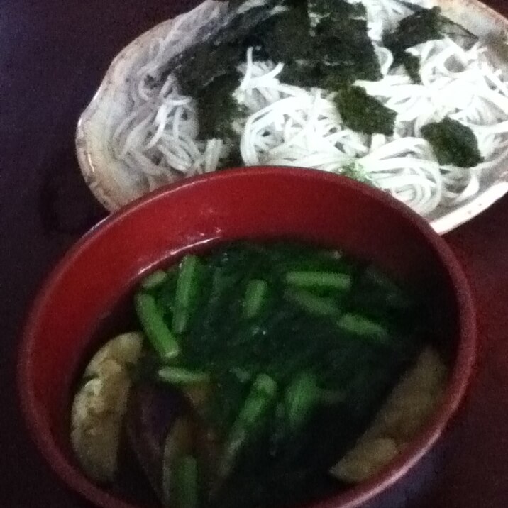 焼きナスと春菊の盛り蕎麦